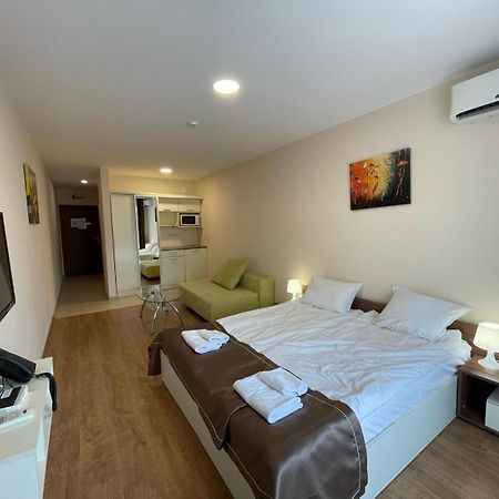 Premier Fort Beach - Premium Apartments Sveti Vlas Luaran gambar