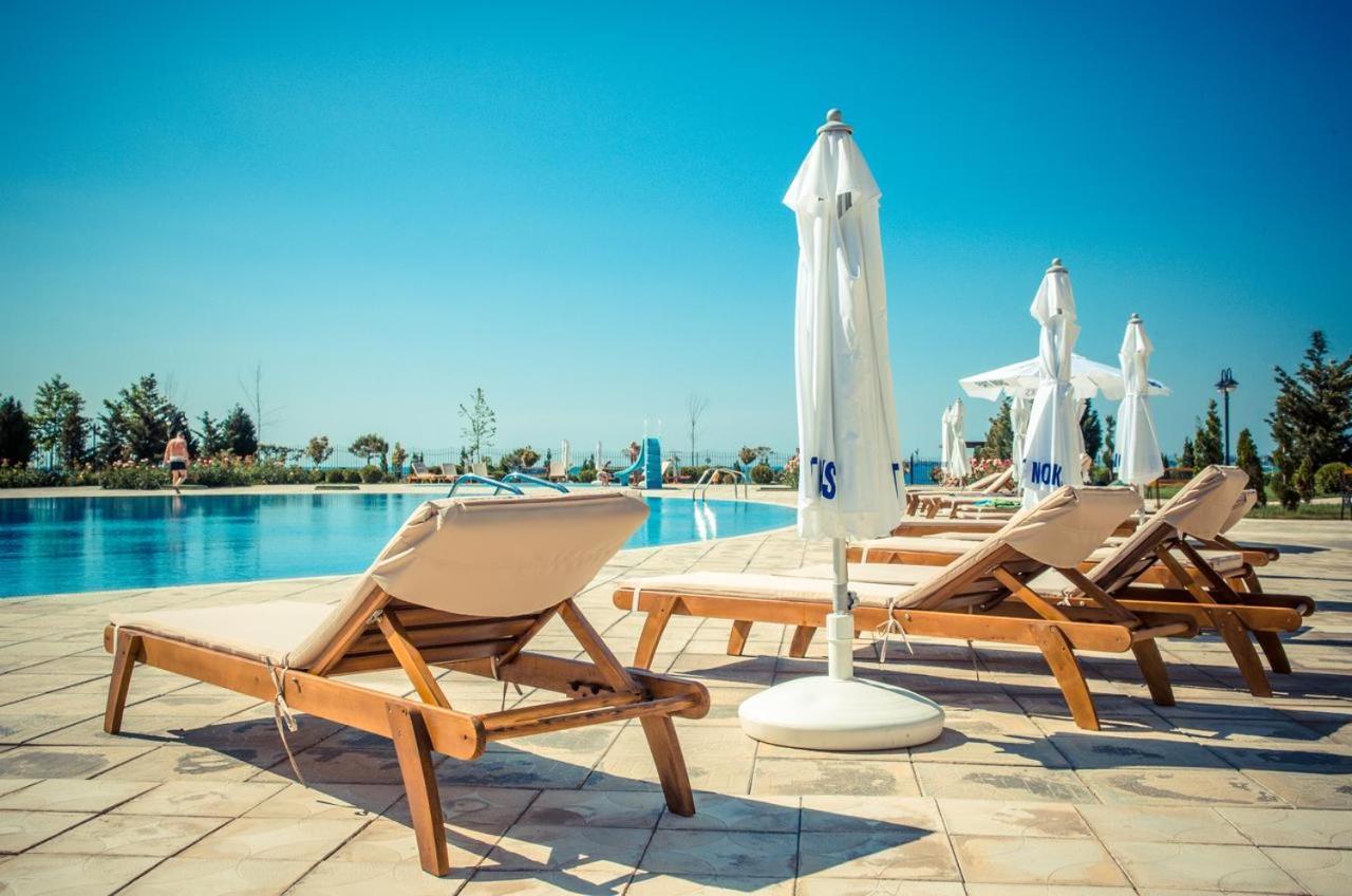 Premier Fort Beach - Premium Apartments Sveti Vlas Luaran gambar