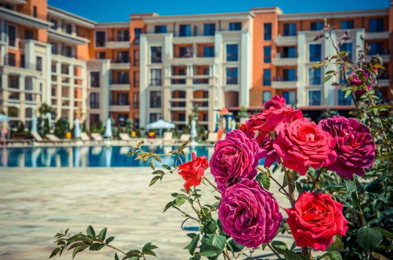 Premier Fort Beach - Premium Apartments Sveti Vlas Luaran gambar