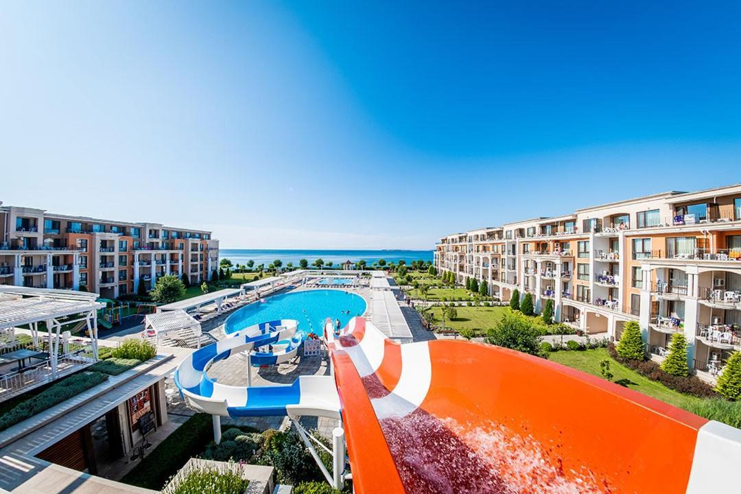 Premier Fort Beach - Premium Apartments Sveti Vlas Luaran gambar