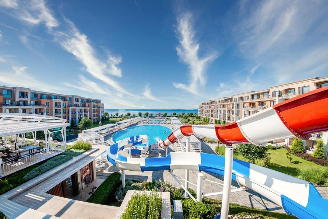 Premier Fort Beach - Premium Apartments Sveti Vlas Luaran gambar