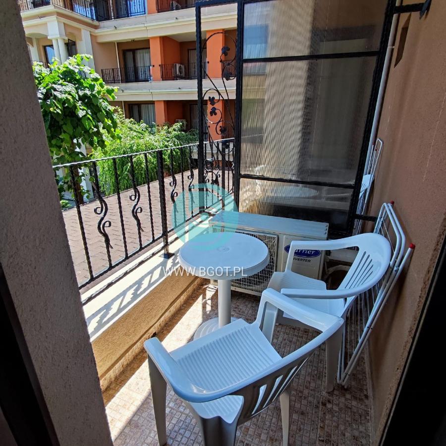 Premier Fort Beach - Premium Apartments Sveti Vlas Luaran gambar