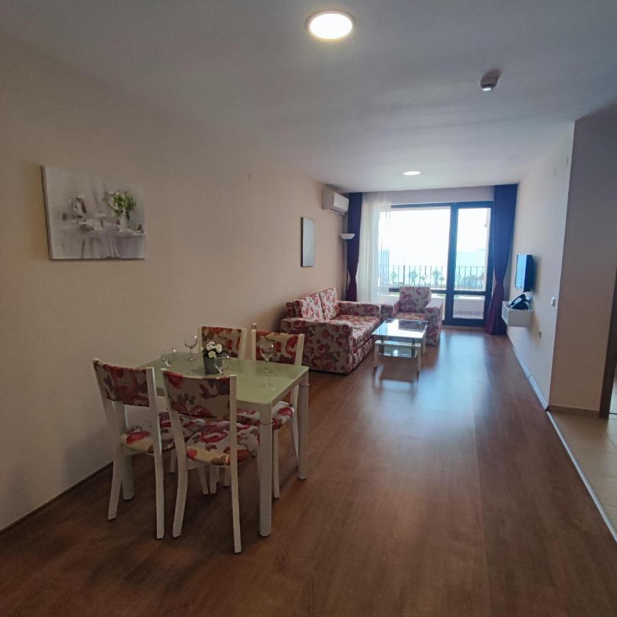 Premier Fort Beach - Premium Apartments Sveti Vlas Luaran gambar