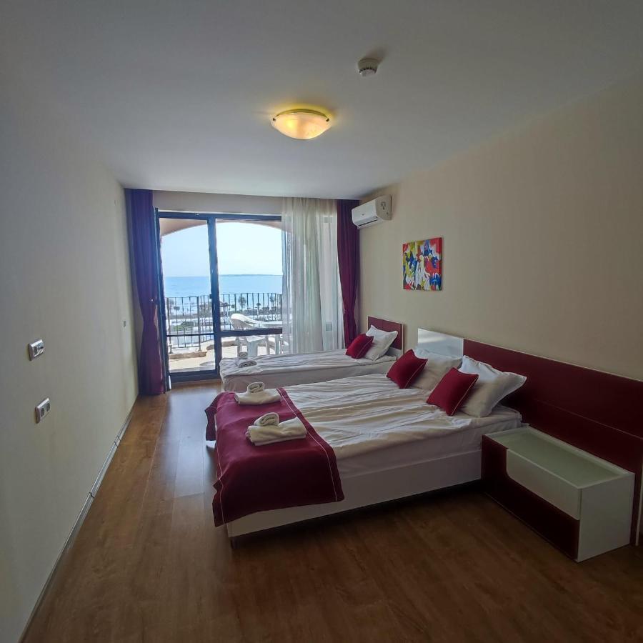 Premier Fort Beach - Premium Apartments Sveti Vlas Luaran gambar