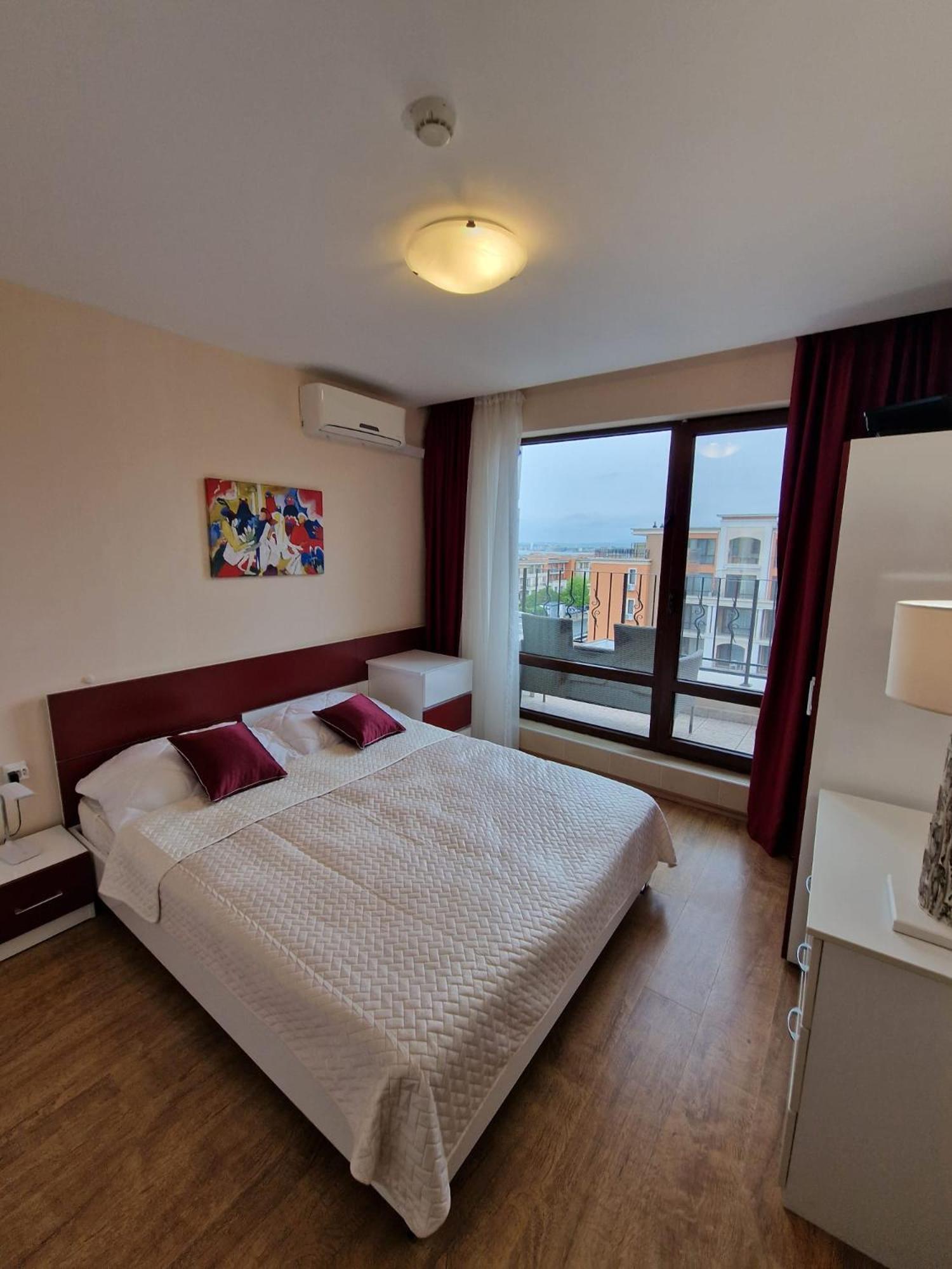 Premier Fort Beach - Premium Apartments Sveti Vlas Luaran gambar