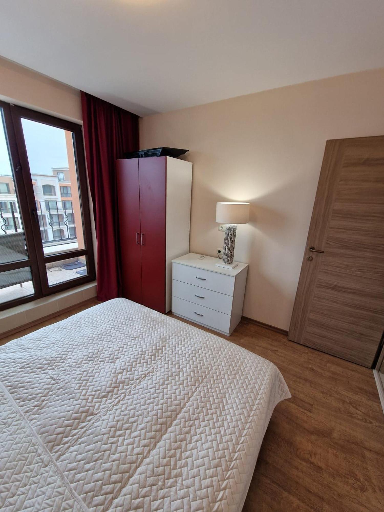 Premier Fort Beach - Premium Apartments Sveti Vlas Luaran gambar
