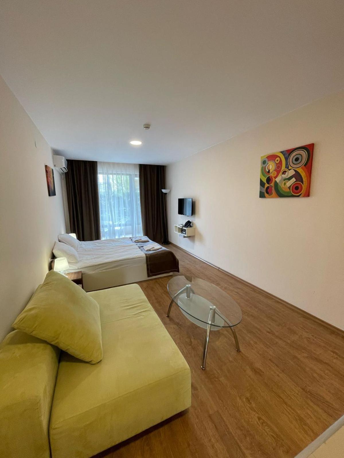 Premier Fort Beach - Premium Apartments Sveti Vlas Luaran gambar
